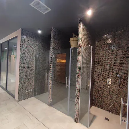 Harmonija Nm & U Ceni شقة