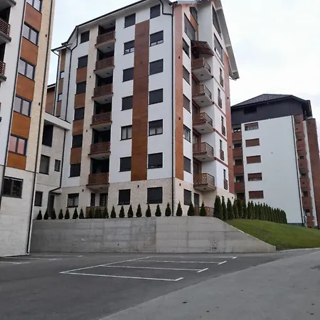 Harmonija Nm & U Ceni דירה