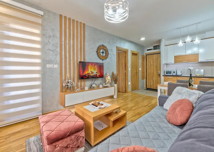 Harmonija Nm & U Ceni * 兹拉蒂博尔