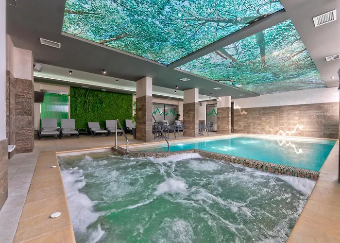 Harmonija Nm & U Ceni 兹拉蒂博尔